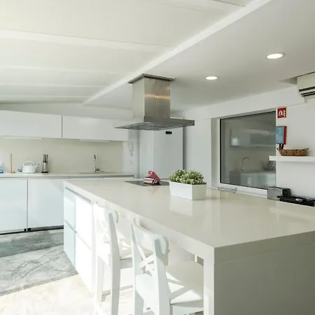 Marina Triplex