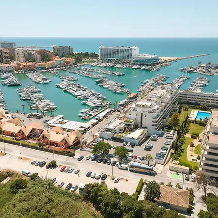 Marina Triplex
