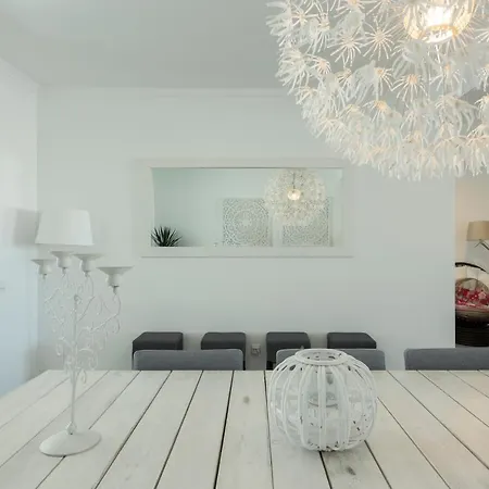 Marina Triplex Apartment