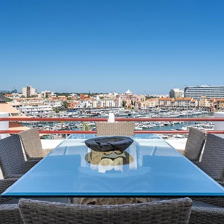 Marina Triplex