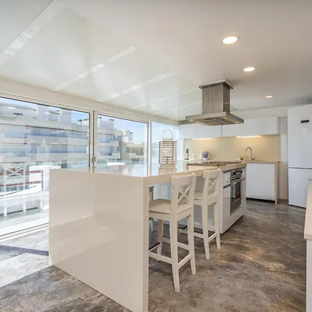 Marina Triplex Apartment